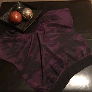 🍇Cute, lightweight purple & black top